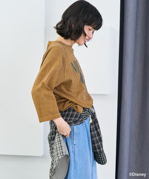 FREAK'S STORE（フリークスストア）の「【MICKEY MOUSE】 ラグランTシャツ/ミッキーマウス（Tシャツ/カットソー・レディース・オフホワイト/キャメル・ﾌﾘ-）」の13枚目の写真