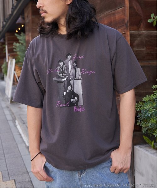 VENCEEXCHANGE(ヴァンスエクスチェンジ)の「THE BEATLES ザ ビートルズ Members sign Tシャツ(Tシャツ/カットソー・メンズ・オフホワイト/チャコール/ネイビー・M/L)」の2枚目の写真