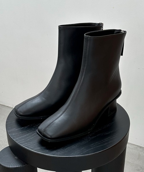 Doux archives（ドゥアルシーヴ）の「スクエアトゥブーツ（ブーツ・レディース・ブラック/ブラウン・SMALL/MEDIUM/LARGE）」の21枚目の写真