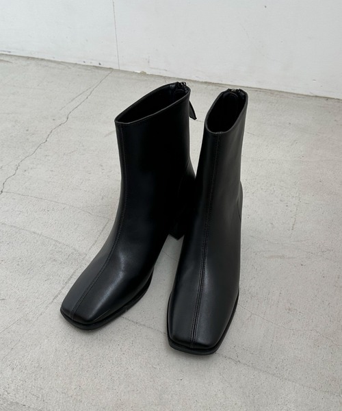 Doux archives（ドゥアルシーヴ）の「スクエアトゥブーツ（ブーツ・レディース・ブラック/ブラウン・SMALL/MEDIUM/LARGE）」の18枚目の写真