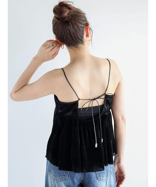 FIKA.(フィーカ)の「Velour camisole bustier(その他トップス・レディース・アイボリー/ブラック・MEDIUM)」の6枚目の写真