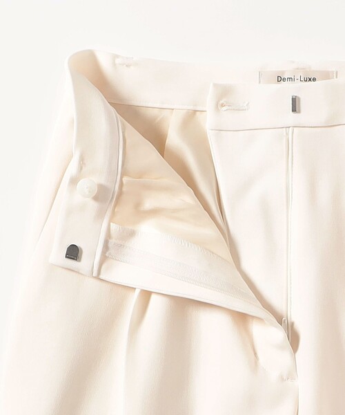 Demi-Luxe BEAMS（デミルクス ビームス）の「【2/5再値下げ】トリアセ スリムパンツ［手洗い可］（スラックス・レディース・ネイビー/ブラック/オフホワイト・36/40/38）」の11枚目の写真