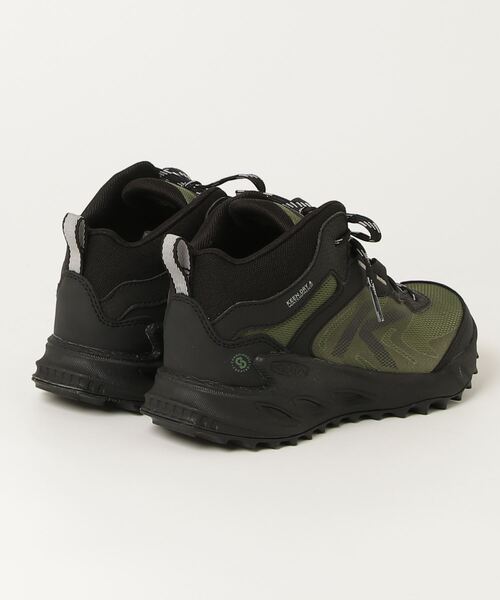 KEEN(キーン)の「ZIONIC MID WP / ザイオニック ミッド ウォータープルーフ / キッズ 防水ハイキングシューズ(その他シューズ・キッズ・ブラック系その他・20cm/21cm/22cm/22.5cm/23.5cm)」の2枚目の写真