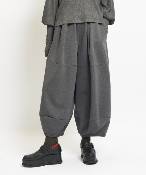 gomme(ゴム)の「ウォームポンチ バルーンパンツ(その他パンツ・レディース・グレー/ブラック/パープル・MEDIUM)」の3枚目の写真