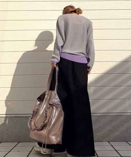 Q(キュー)の「メタリックシャーリングトート(トートバッグ・レディース・ピンクゴールド/シルバー・ONE SIZE)」の3枚目の写真