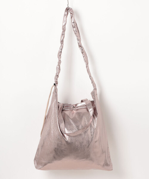 Q(キュー)の「メタリックシャーリングトート(トートバッグ・レディース・ピンクゴールド/シルバー・ONE SIZE)」の20枚目の写真