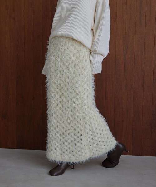 EMMEL REFINES（エメルリファインズ）の「＜EMMEL REFINES＞EM フラッフィー アイレット ニットスカート（スカート・レディース・ブラック/オフホワイト・S/M）」の3枚目の写真