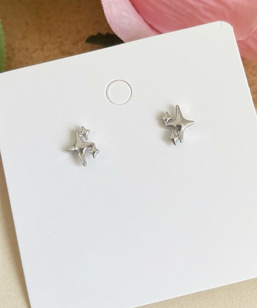 Lace Ladies(レースレディース)の「スター モチーフ メタリック ミニ ピアス(ピアス(両耳用)・レディース・シルバー/ゴールド・FREE)」の6枚目の写真