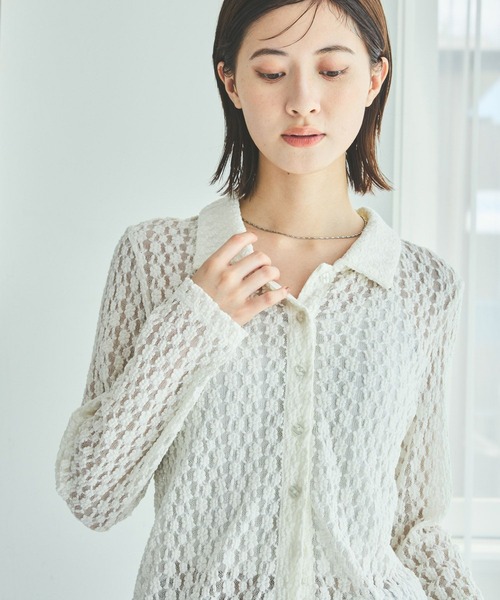 LAKOLE（ラコレ）の「カットレースシャツカーディガン / 588555（カーディガン/ボレロ・レディース・イエロー/アイボリー/ブラック・FREE）」の11枚目の写真