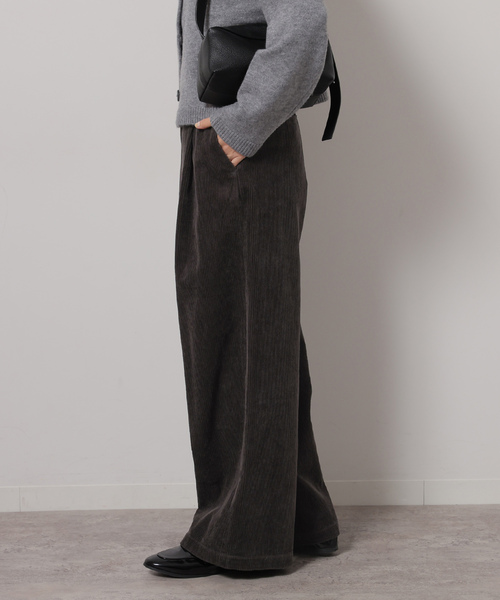 JOURNAL STANDARD relume(ジャーナルスタンダード レリューム)の「《追加 / 新色》ウォッシャブルコーデュロイタックワイドパンツ(その他パンツ・レディース・チャコールグレー/キャメル/ホワイト/サックスブルー・38/36/40)」の11枚目の写真