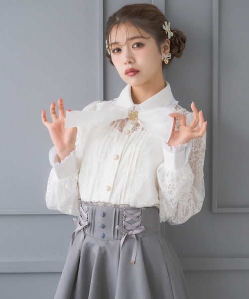 モノグラムブローチレースブラウス（シャツ/ブラウス）｜couture BY