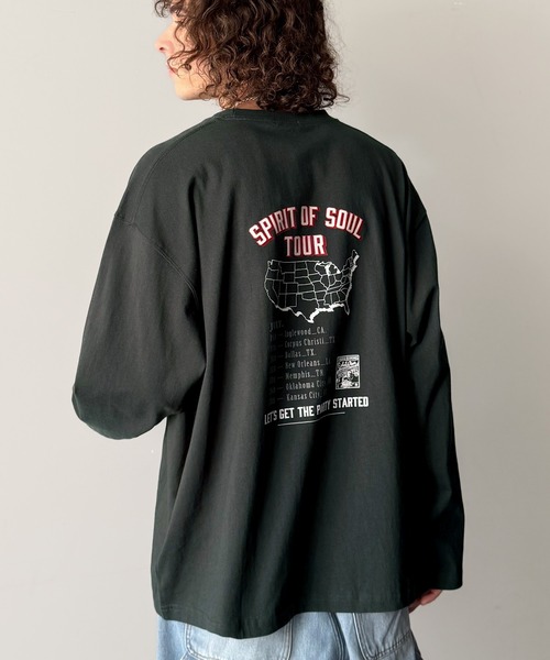 Java(ジャバ)の「《JaVaジャバコラボ》「前後抜かりなし。」綿100%レコード盤レトロツアーロゴTシャツ(長袖)(Tシャツ/カットソー・メンズ・ホワイト/レッド/チャコールグレー/ネイビー・SMALL/MEDIUM/LARGE)」の17枚目の写真
