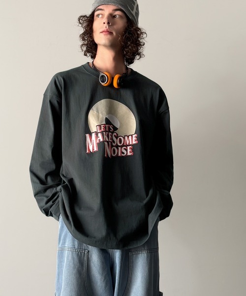 Java(ジャバ)の「《JaVaジャバコラボ》「前後抜かりなし。」綿100%レコード盤レトロツアーロゴTシャツ(長袖)(Tシャツ/カットソー・メンズ・ホワイト/レッド/チャコールグレー/ネイビー・SMALL/MEDIUM/LARGE)」の16枚目の写真