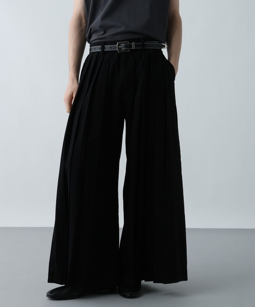 HARE（ハレ）の「YOSEハカマデニムパンツ(HARE)（デニムパンツ・メンズ・グレー/ブラック・SMALL/MEDIUM）」の2枚目の写真