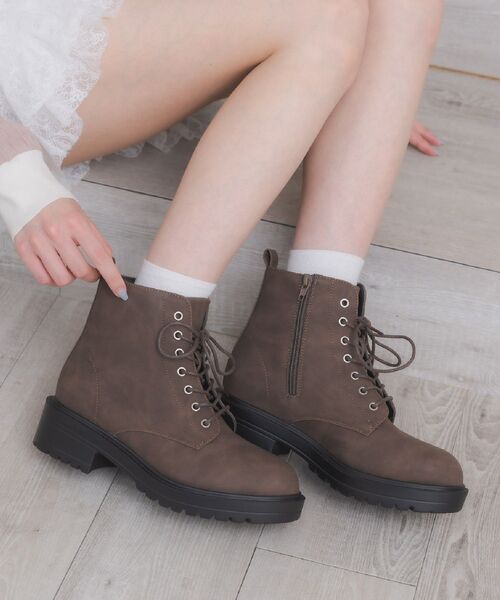 ems excite(エムズエキサイト)の「レースアップブーツ(ブーツ・レディース・ブラック/ブラウン/ベージュ・MEDIUM/LARGE)」の3枚目の写真
