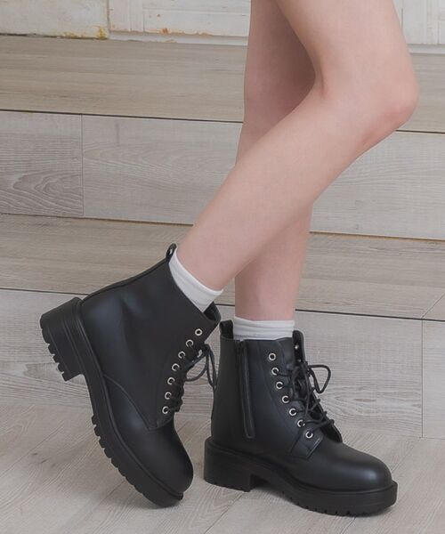 ems excite(エムズエキサイト)の「レースアップブーツ(ブーツ・レディース・ブラック/ブラウン/ベージュ・MEDIUM/LARGE)」の8枚目の写真