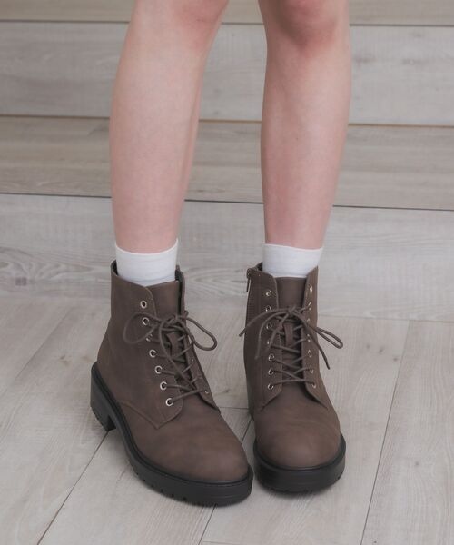 ems excite(エムズエキサイト)の「レースアップブーツ(ブーツ・レディース・ブラック/ブラウン/ベージュ・MEDIUM/LARGE)」の12枚目の写真