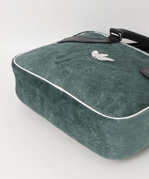 adidas(アディダス)の「アディダス オリジナルス×リバティ adidas(アディダス)の「アディダス オリジナルス×リバティ