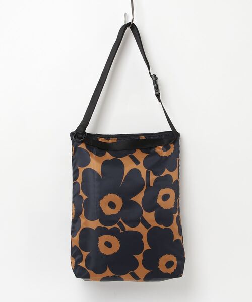 marimekko（マリメッコ）の「【JAPAN EXCLUSIVE】Unikko / Je Neat Crossbody M（ショルダーバッグ・レディース・ブルー系その他・FREE）」の8枚目の写真