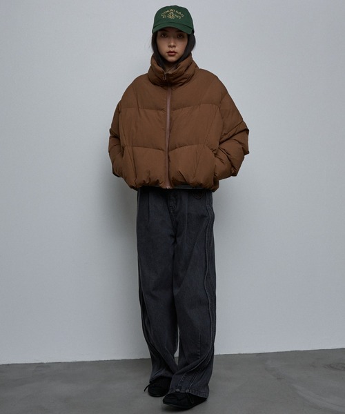 NOMINE（ノミネ）の「ショート 中綿ブルゾン / パファーダウンジャケット（ダウンジャケット/コート・レディース・ブラウン/イエロー/ブラック・フリー）」の6枚目の写真