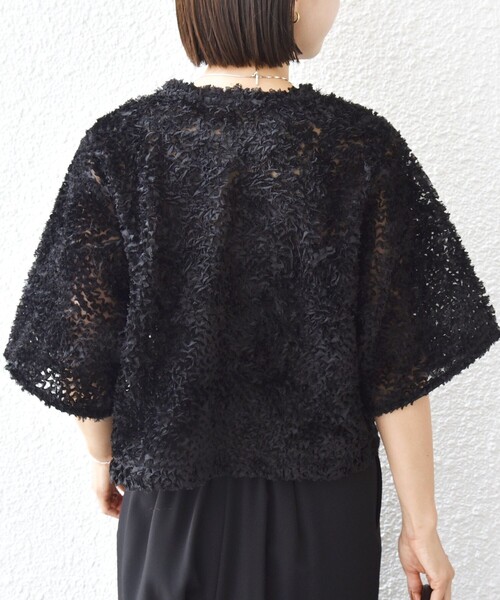 ships little black(シップスリトルブラック)の「little black:〈手洗い可能〉パール 釦 フリル チュール 半袖 ブラウス(シャツ/ブラウス・レディース・ブラック/ホワイト・ONE SIZE)」の18枚目の写真