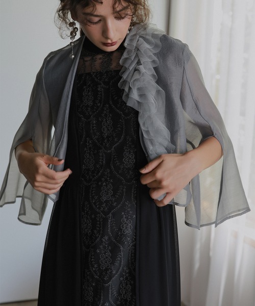 Callarus(カラルス)の「<単品>取り外しチュールフリルデザインシアーボイル袖スリット2WAYボレロジャケット〔Callarus〕(ノーカラージャケット・レディース・グレー/ブラック・L/LL/3L/M/S)」の21枚目の写真
