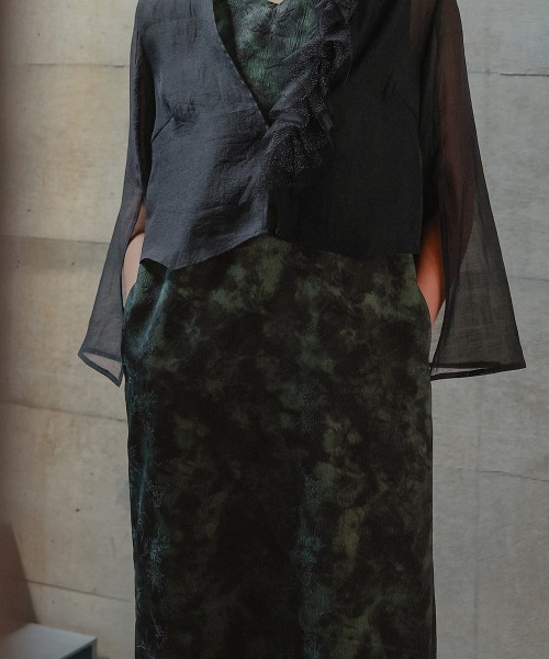 Callarus(カラルス)の「<単品>取り外しチュールフリルデザインシアーボイル袖スリット2WAYボレロジャケット〔Callarus〕(ノーカラージャケット・レディース・グレー/ブラック・L/LL/3L/M/S)」の7枚目の写真