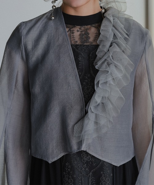 シーニュフリルジャケット　チュールボレロ新品未使用 チュールフリルベスト ジレ ショート 結婚式 二次会 成人式