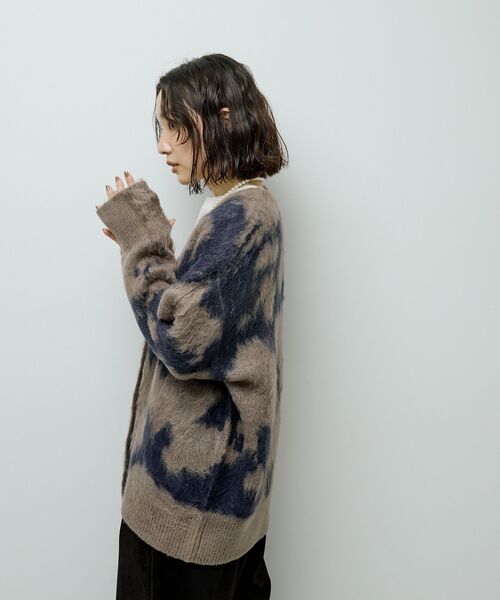 Green Parks(グリーンパークス)の「アニマル柄カーディガン(カーディガン/ボレロ・レディース・チャコールグレー/ブラウン・FREE)」の8枚目の写真