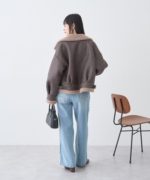 earth music&ecology（アースミュージックアンドエコロジー）の「【2025AW】フェイクムートンジャケット（ムートンコート・レディース・ブラウン/ベージュ・FREE）」の10枚目の写真