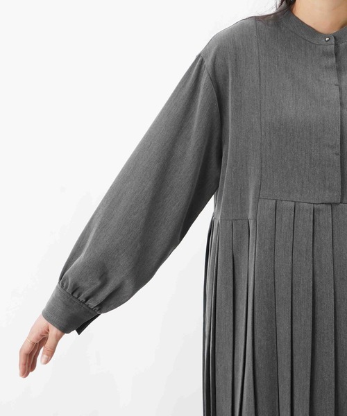 LUCA/LADY LUCK LUCA（ルカ/レディラックルカ）の「LC/LLL イレギュラー切替プリーツワンピース（ワンピース・レディース・チャコールグレー/ブラック・FREE）」の18枚目の写真