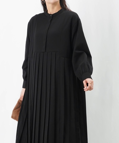 LUCA/LADY LUCK LUCA（ルカ/レディラックルカ）の「LC/LLL イレギュラー切替プリーツワンピース（ワンピース・レディース・チャコールグレー/ブラック・FREE）」の4枚目の写真