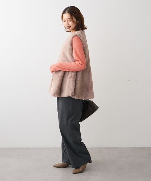 ELENCARE DUE（エレンカーレデュエ）の「・ELENCARE DUE ペプラムフェイクファーベスト（ベスト・レディース・チャコールグレー/アイボリー/モカ・FREE）」の6枚目の写真