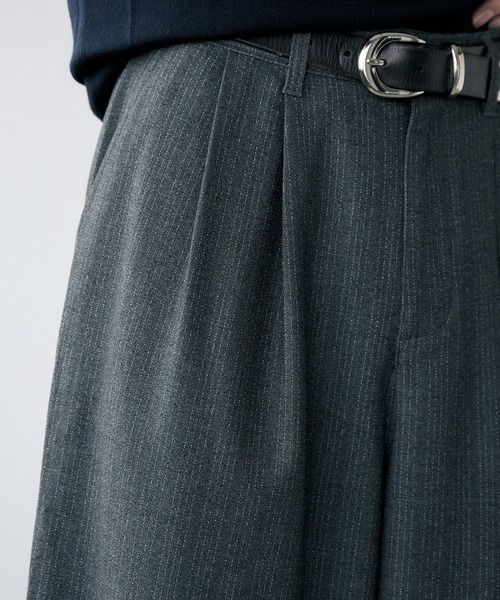 Adoon plain（アドーンプレーン）の「2-Tuck Wide Pinstripe Slacks / 2タックワイドピンストライプスラックス（スラックス・メンズ・チャコールグレー/ブラック・MEDIUM/SMALL/LARGE）」の16枚目の写真