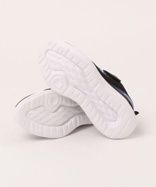 Champion（チャンピオン）の「【Champion】CPNJ303（スニーカー・キッズ・ブラック・22.5cm/23.5cm/24.5cm/23.0cm/24.0cm/21.5cm/22.0cm/19.0cm/20.0cm/21.0cm）」の3枚目の写真