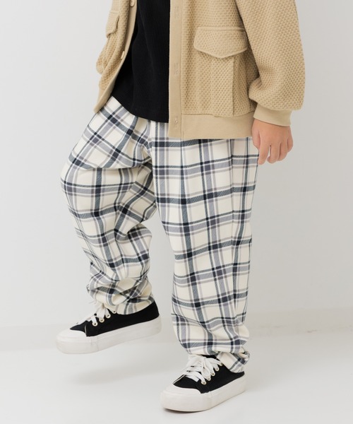 chil2(チルツー)の「ふわもこあったか 裏シャギー 裏起毛 バルーンワイドパンツ(その他パンツ・キッズ・G/I/H/A/C/D/E/F/J/K/L/B・130cm/140cm/80cm/90cm/100cm/110cm/120cm)」の9枚目の写真