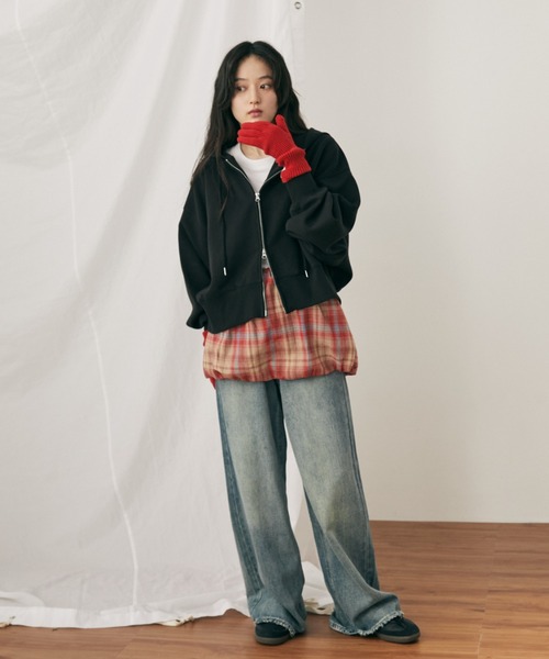 MERLOT（メルロー）の「ダブルジップクロップドフーディー（パーカー・レディース・グレー/ブラック・FREE）」の18枚目の写真