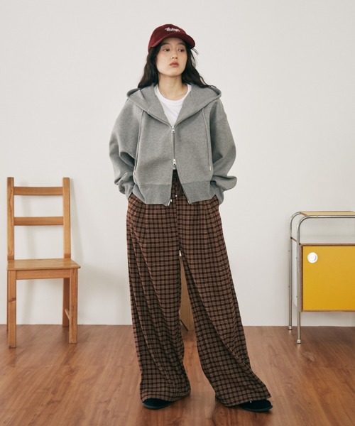 MERLOT（メルロー）の「ダブルジップクロップドフーディー（パーカー・レディース・グレー/ブラック・FREE）」の21枚目の写真