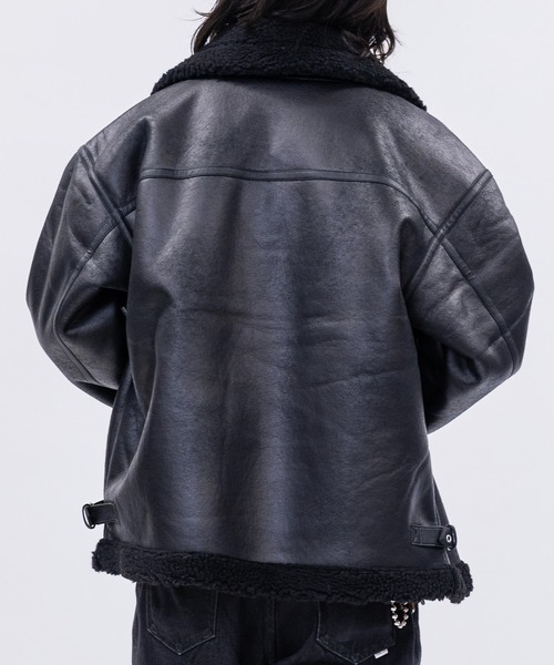 JOHN'S CLOSET（ジョンズクローゼット）の「【13】ヴィンテージ加工 フェイクムートン ダブルジャケット（ムートンコート・メンズ・ブラック系2/ブラック系1・MEDIUM/LARGE）」の17枚目の写真