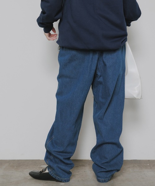 ROOPTOKYO(ループトウキョウ)の「ウェビングベルト付き バルーン ワイドデニムパンツ(デニムパンツ・メンズ・ブルー・M/L/XL)」の5枚目の写真
