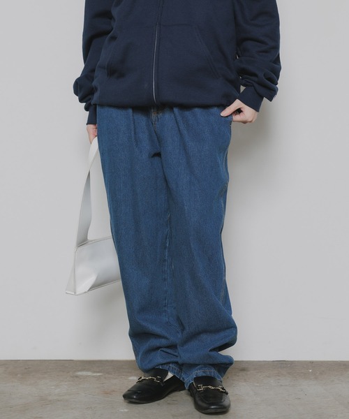 ROOPTOKYO(ループトウキョウ)の「ウェビングベルト付き バルーン ワイドデニムパンツ(デニムパンツ・メンズ・ブルー・M/L/XL)」の2枚目の写真