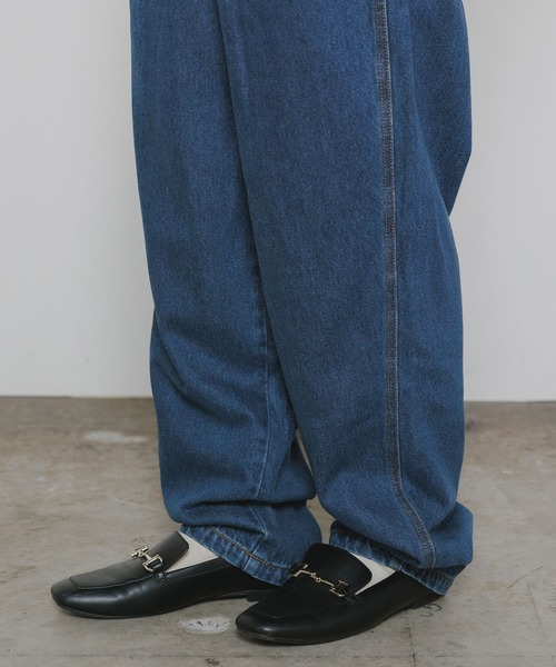 ROOPTOKYO(ループトウキョウ)の「ウェビングベルト付き バルーン ワイドデニムパンツ(デニムパンツ・メンズ・ブルー・M/L/XL)」の18枚目の写真