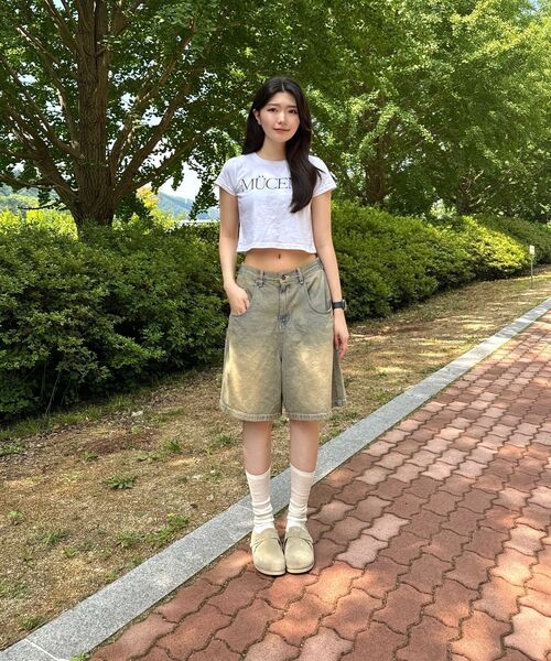 MUCENT（ムセント）の「レタリング半袖Tシャツ（2カラー）（Tシャツ/カットソー・レディース・ホワイト/ブラック・WOMENS）」の18枚目の写真