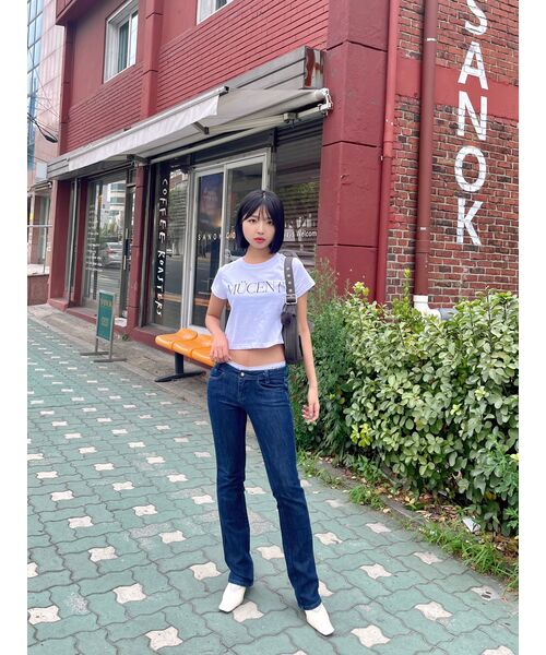 MUCENT（ムセント）の「レタリング半袖Tシャツ（2カラー）（Tシャツ/カットソー・レディース・ホワイト/ブラック・WOMENS）」の7枚目の写真
