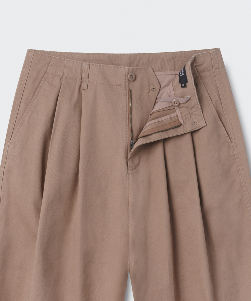 MUSINSA STANDARD（ムシンサスタンダード）の「コットンワイドバルーンパンツ [モカベージュ]（その他パンツ・メンズ・その他・26/27/28/29/30/31/32/33/34/36/38/40/42）」の4枚目の写真