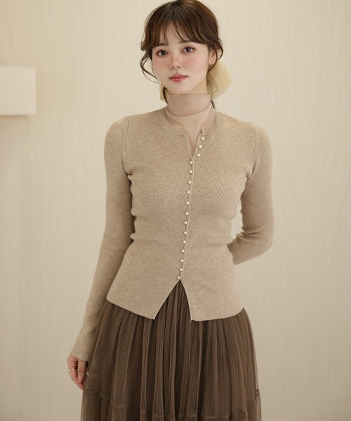 Lace Ladies(レースレディース)の「ハイネック シアー パールボタン ドッキング リブ ニット トップス(ニット/セーター・レディース・アイボリー/ブラック/グレイッシュベージュ/ラベンダー・FREE)」の18枚目の写真