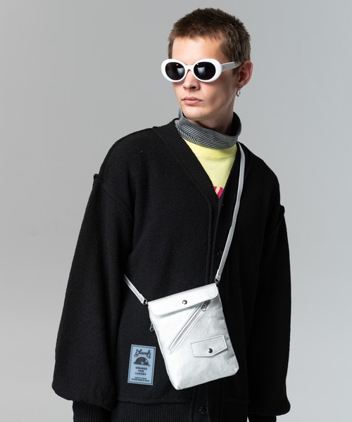 glamb（グラム）の「Riders Sacoche Bag / ライダースサコッシュバッグ（ショルダーバッグ・メンズ・ブラック/ブルー/シルバー・FREE）」の6枚目の写真