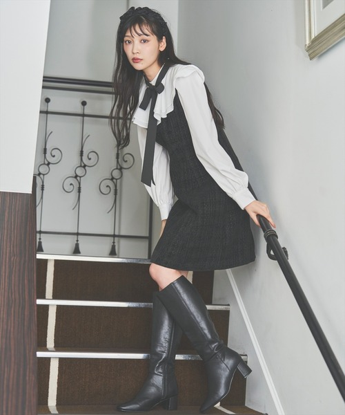 AND COUTURE(アンドクチュール)の「ボウタイミニワンピース(ワンピース・レディース・ブラック/ネイビー・FREE)」の1枚目の写真
