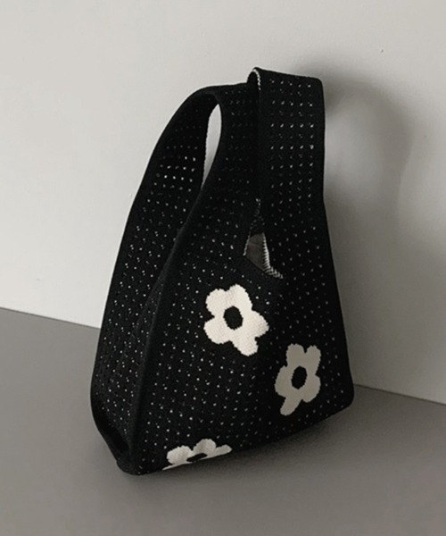 ONEP STAR(ワンピスター)の「選べる2TYPE×クロシェ編みバッグ(ハンドバッグ・レディース・ピンク/グリーン/ホワイト系その他/パープル系その他/パープル/グリーン系その他/ローズ系/ブラック/ピンク系その他/オフホワイト/ブラック系その他/ローズ・FREE)」の1枚目の写真