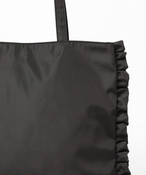 GLOBAL WORK（グローバルワーク）の「撥水セレモニーフリルトート/603657（トートバッグ・レディース・ブラック系/ブラック系9・ONE SIZE）」の17枚目の写真